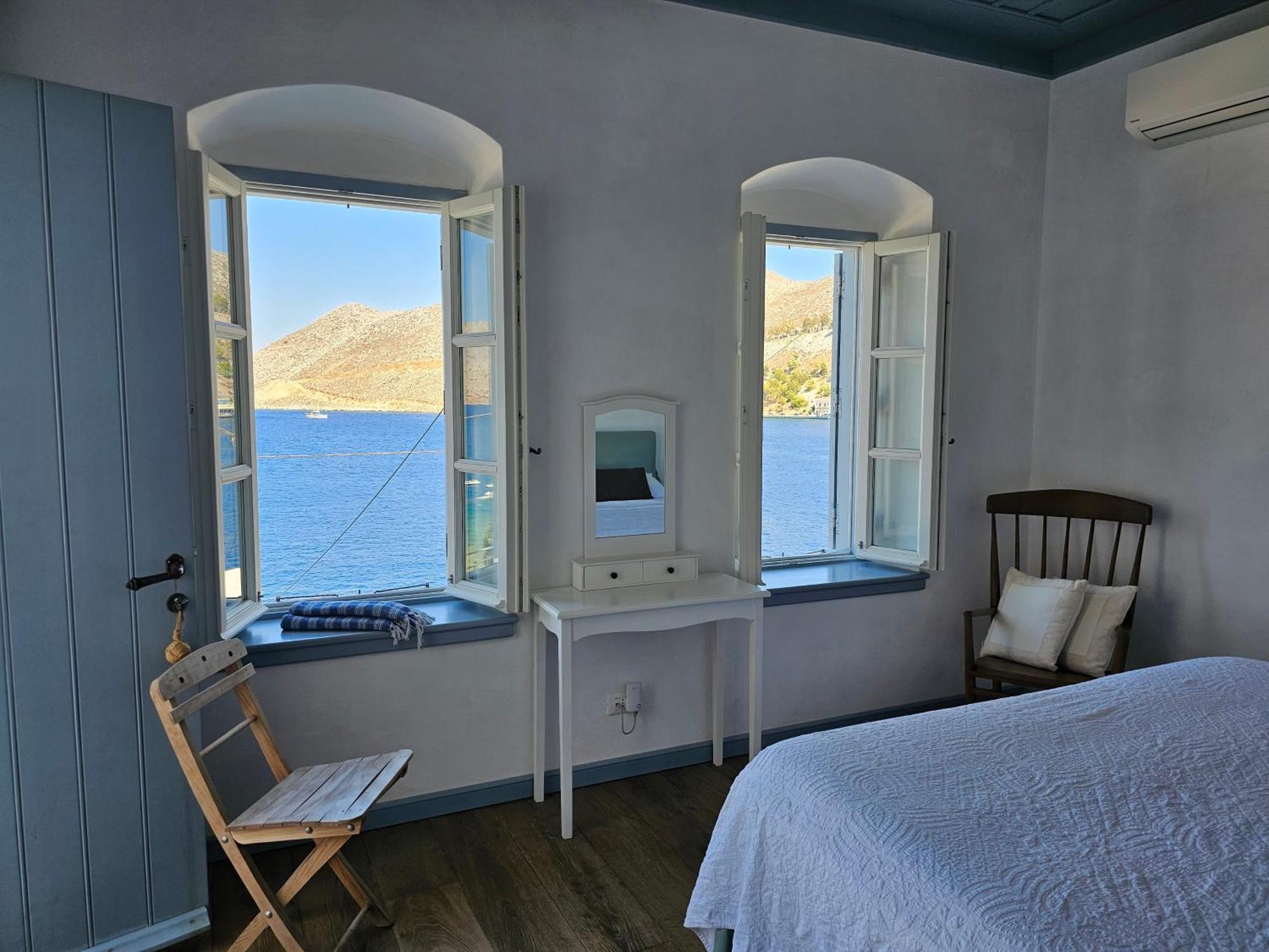 Bed and Breakfast The Anchor House Symi Zimmer foto